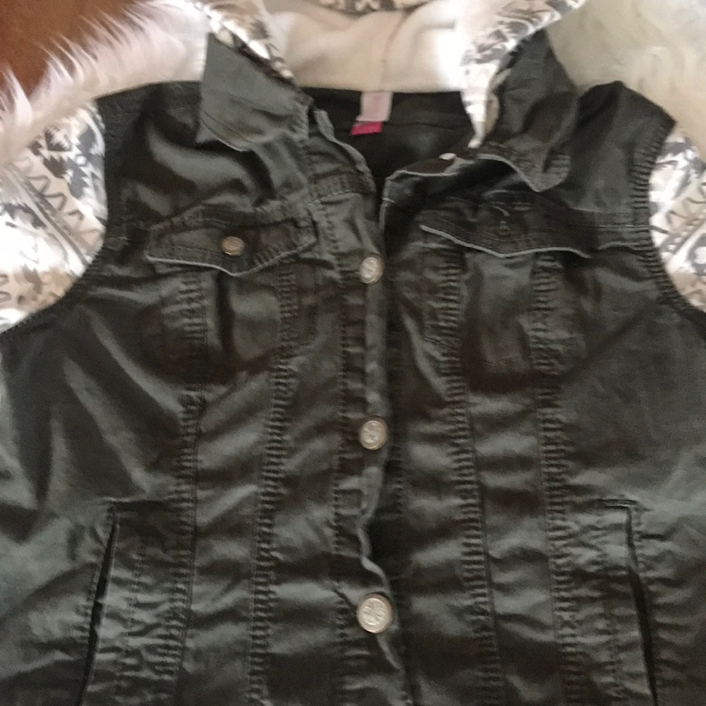 Jacket - Picture 4 of 7